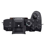 نمای بالای دوربین بدون آینه سونی a7r iv - sony alpha a7r iv