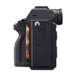 پورت های ورودی خروجی دوربین بدون آینه سونی a7r iv - sony alpha a7r iv