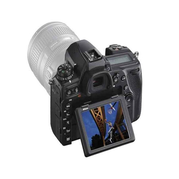 صفحه نمایش دوربین نیکون d780