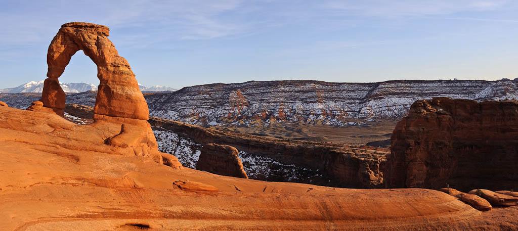 پانورامای افقی Delicate Arch