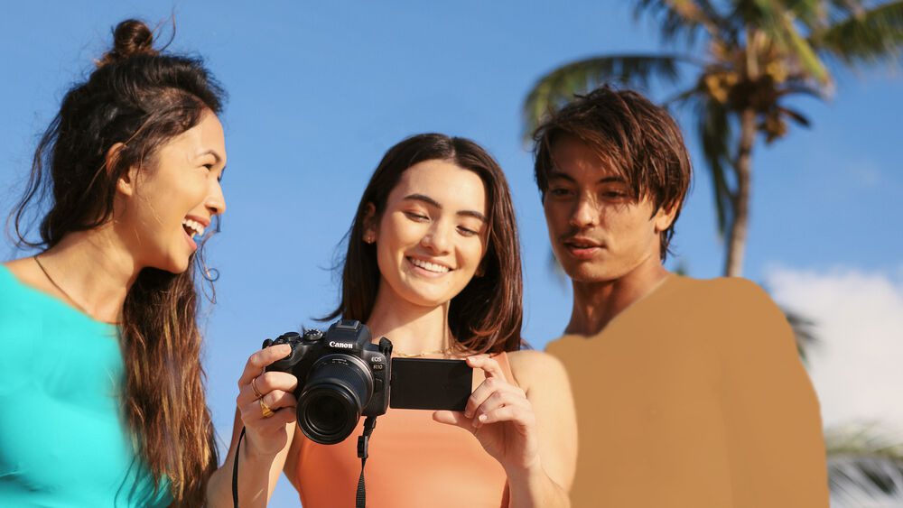 Canon EOS R10 Mirrorless Camera 18-150mm