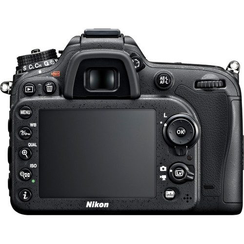 Nikon D7100 With 18-105mm Lens