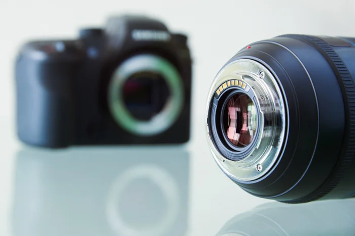 How to clean a camera lens 2