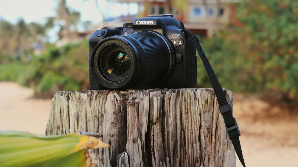 عکس دوربین Canon EOS R10 18-45mm