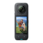 تصویر دوربین 360 درجه Insta360 X4 با نمایشگر جلو