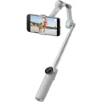 گیمبال Insta360 Flow 2 Pro با موبایل در زاویه کج و میله سلفی باز