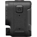 نمای کناری دوربین Insta360 Ace Pro 2 با دکمه پاور
