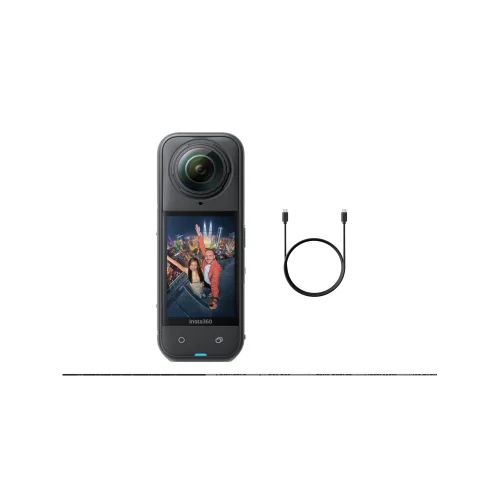 دوربین Insta360 X5 همراه با کابل شارژ USB-C