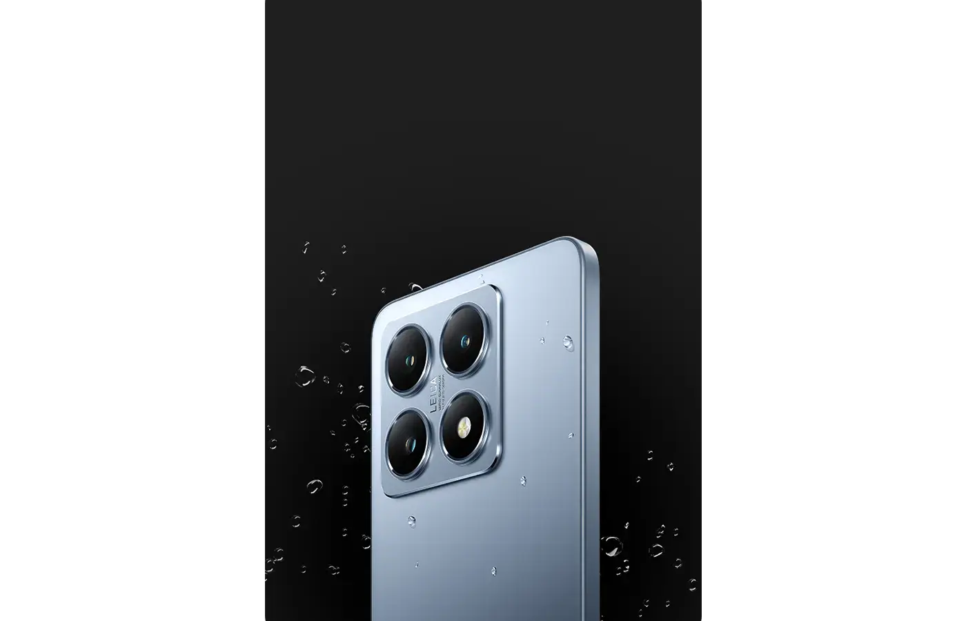 ماژول دوربین گوشی Xiaomi 14T 5G آبی در حال مقاومت در برابر قطرات آب