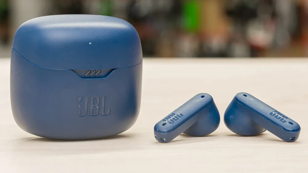 بهترین ایرپاد JBL Tune Flex آبی رنگ با طراحی نیمه باز