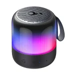 نمای ایستاده از اسپیکر Soundcore Glow Mini با افکت نوری آبی-صورتی