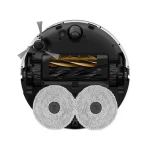 جاروبرقی رباتی Dreame X50 Ultra در حال عبور از لبه فرش ضخیم