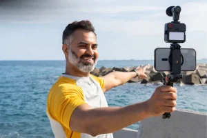 بهترین گیمبال موبایل؛ معرفی بهترین گیمبال‌های موبایل برای فیلم‌برداری حرفه‌ای